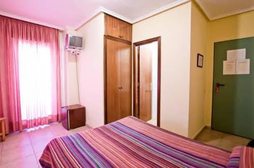 Hotel Central Τορεβιέχα Εξωτερικό φωτογραφία