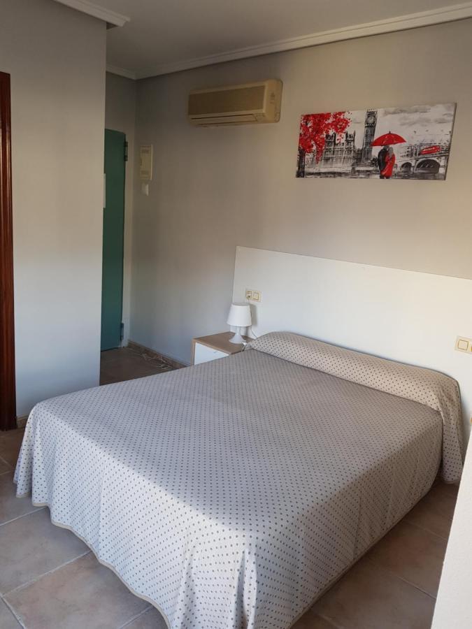Hotel Central Τορεβιέχα Εξωτερικό φωτογραφία